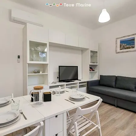 Aramis, Terre Marine Apartment